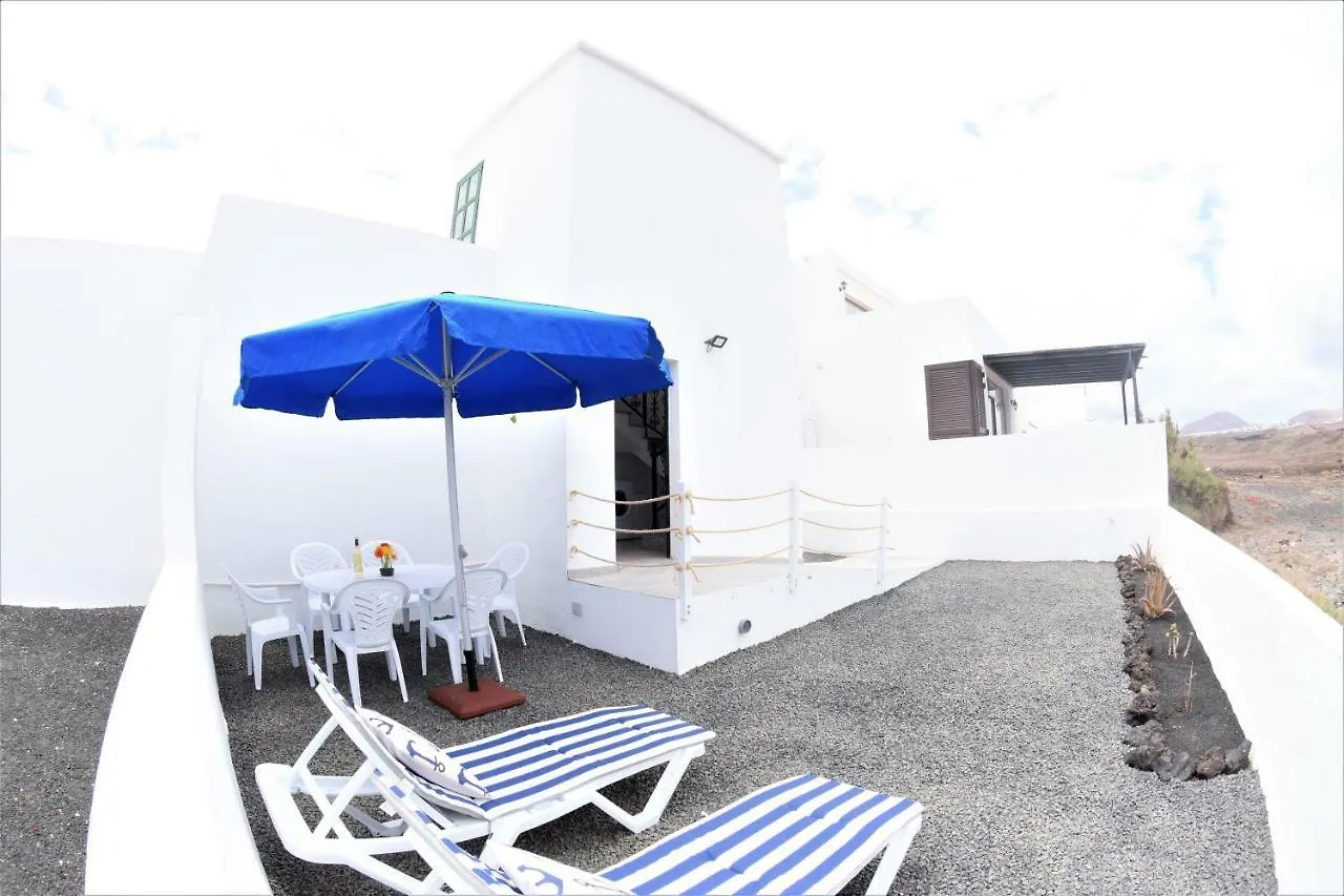 Casa Los Lajares La Santa